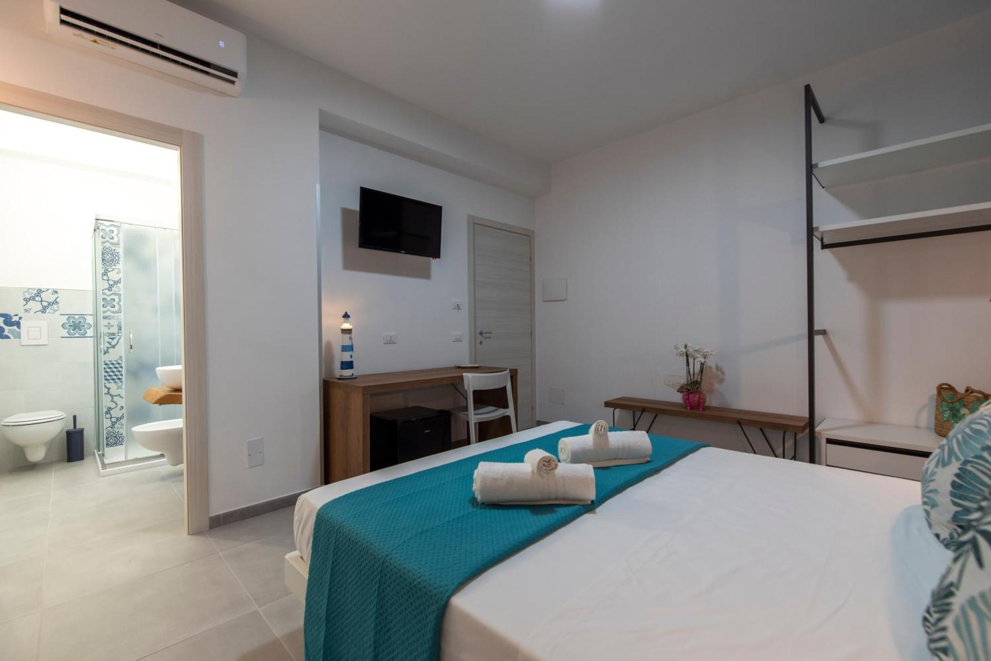كاستيلوزو Bed And Breakfast Da Francesca المظهر الخارجي الصورة