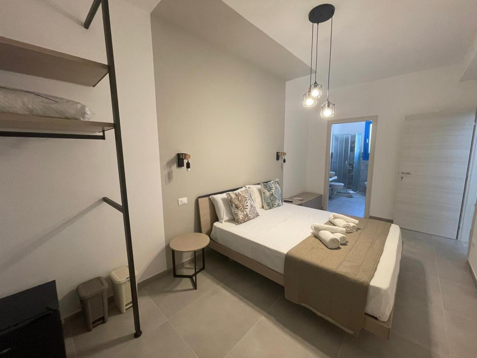 كاستيلوزو Bed And Breakfast Da Francesca المظهر الخارجي الصورة